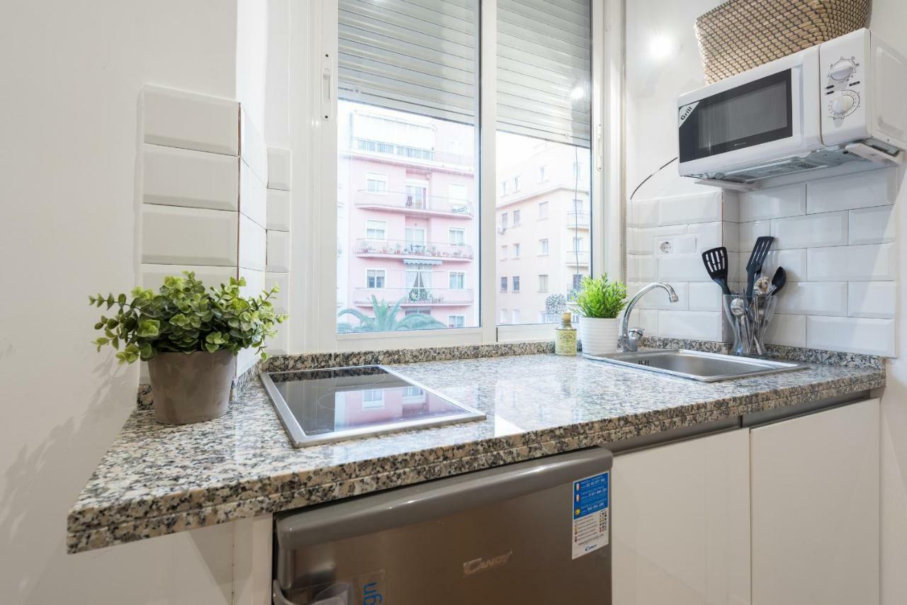 Apartamento Alameda De Colon Apartment มาลากา ภายนอก รูปภาพ
