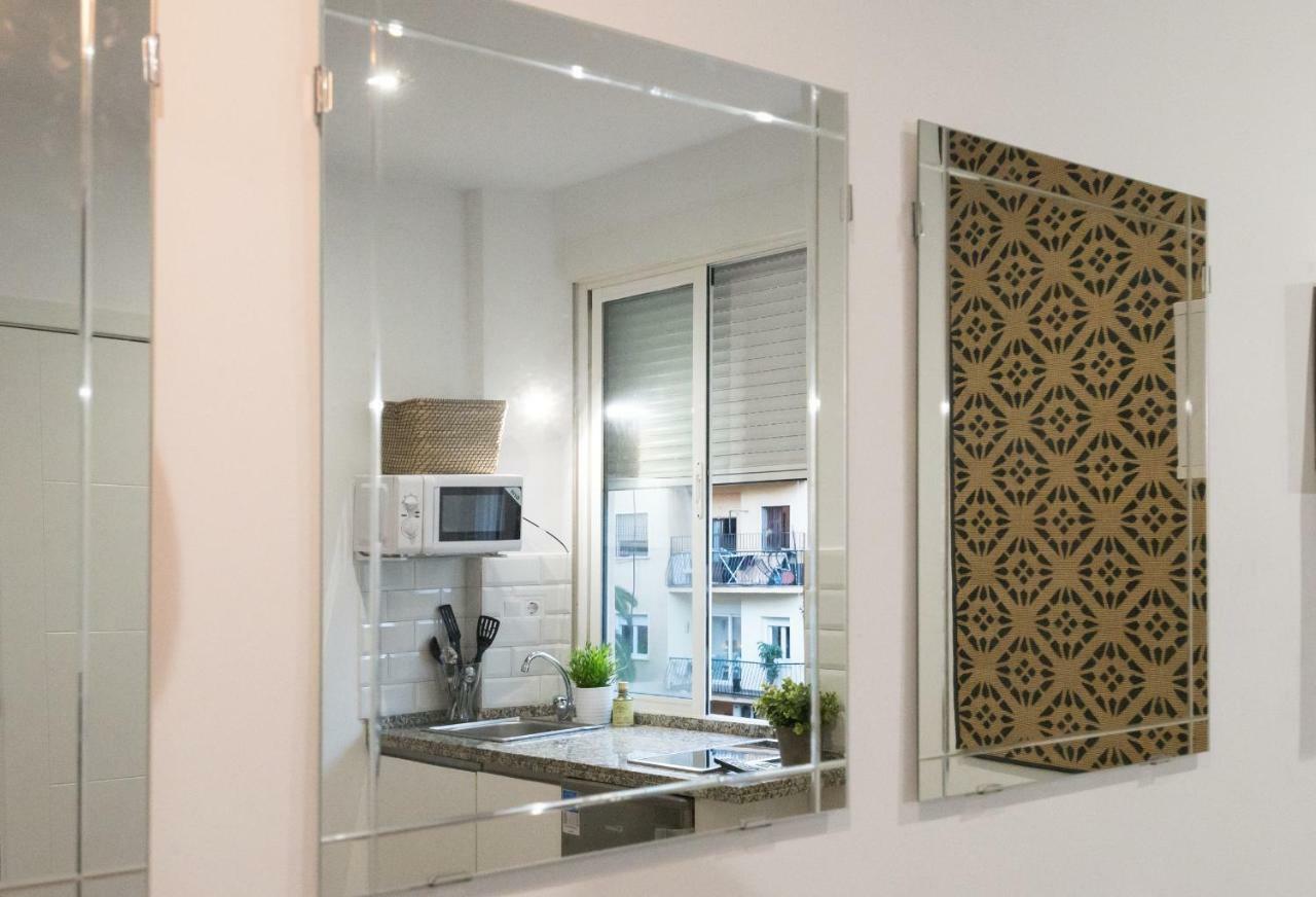 Apartamento Alameda De Colon Apartment มาลากา ภายนอก รูปภาพ