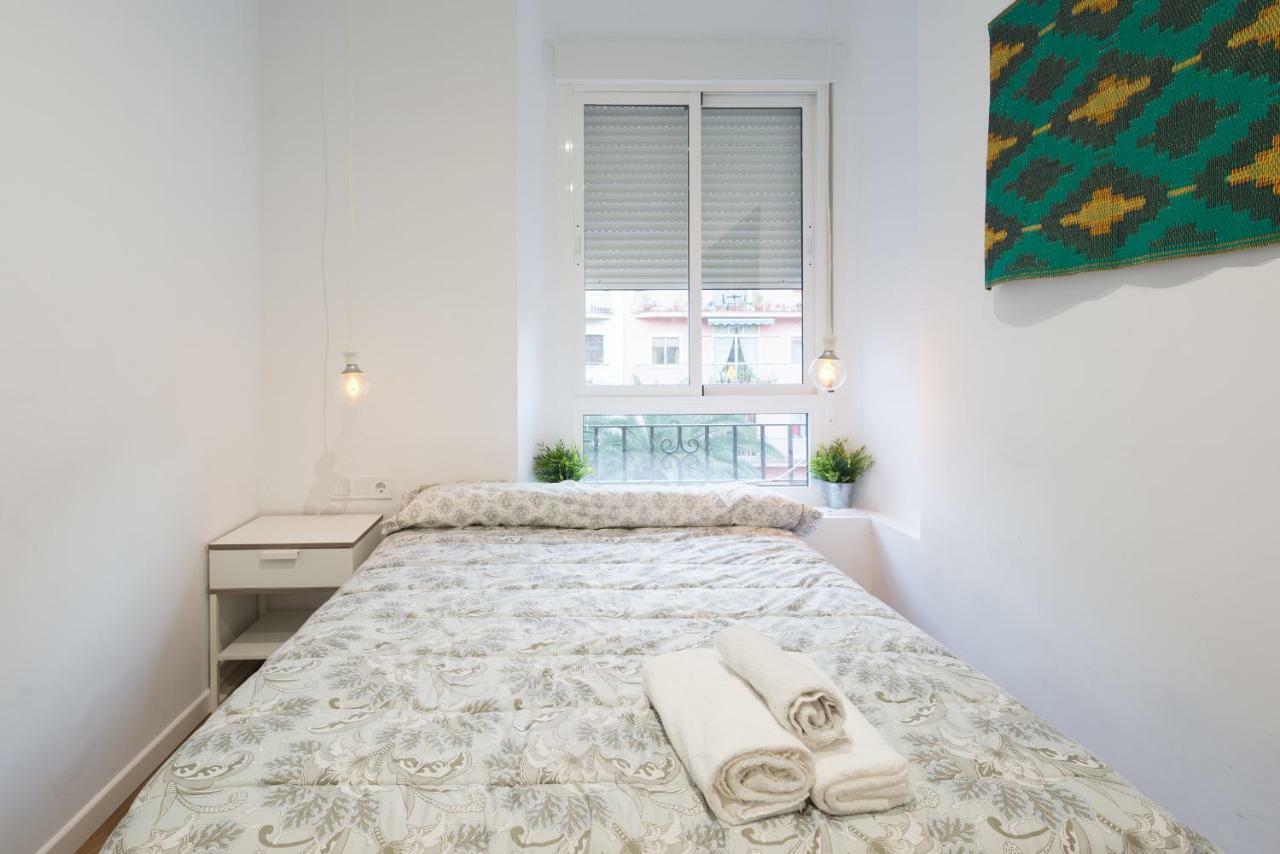Apartamento Alameda De Colon Apartment มาลากา ภายนอก รูปภาพ